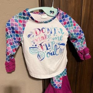 Like new! Only worn once. Little girls boutique outfit. 18/24 months.